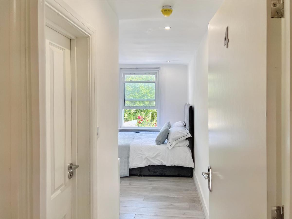 Modern Room In Centrally Located Apartment - Room 4 London Bagian luar foto